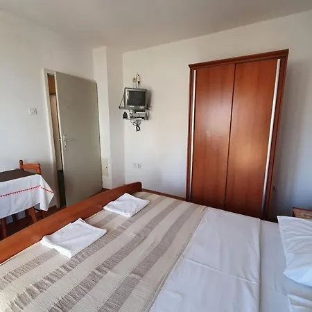 Πανσιόν Ritosa Spadici Area 2*